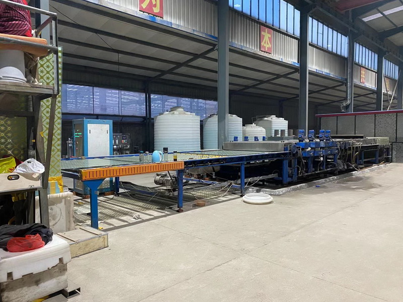 ��ʽ�ſض�Ĥ������